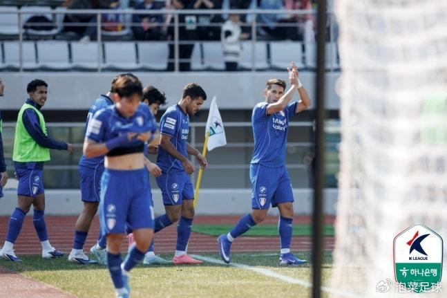 全北现代汽车力克大田韩亚市民，K1联赛争冠格局