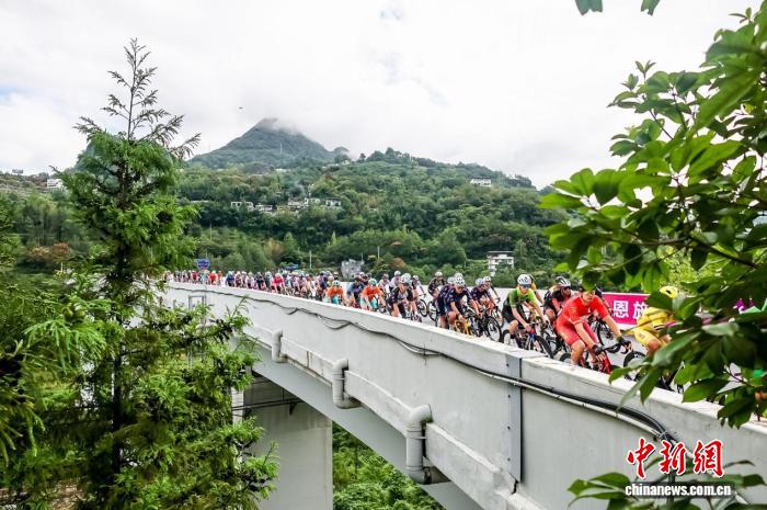 恩施自行车赛圆满收官 高士特车队揽获多项荣誉