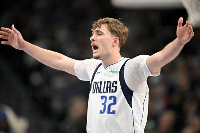 独行侠小将弗拉格砍51分 创NBA历史最年轻50分纪录